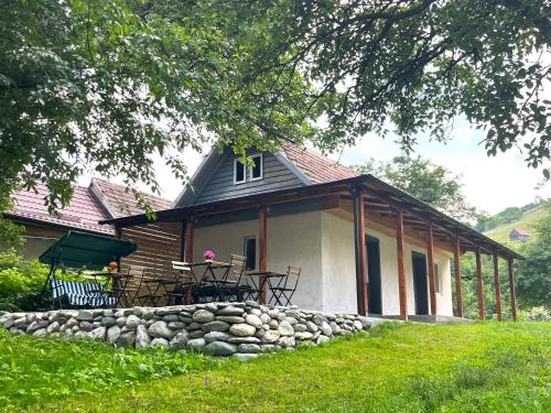 ทัศนียภาพภายนอกโรงแรม, Flore's Garden Glamping in ซิมอน