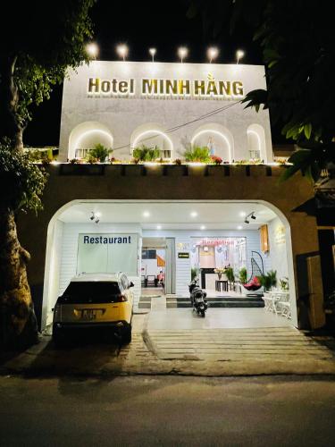 Hotel Minh Hang near Ho Chi Minh Museum