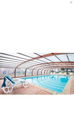 Villa agréable avec jardin et piscines - Location saisonnière - Béziers