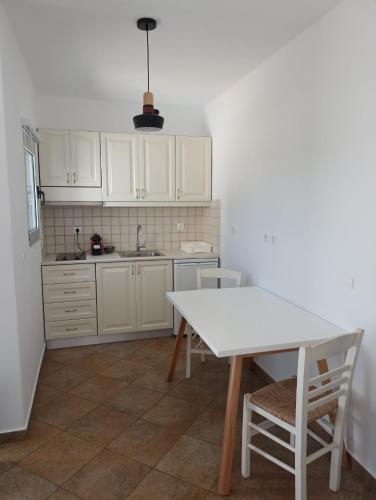  Grandes Apartments sea front in Palekastro