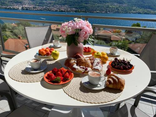 Le Terrazze sul Lago di Como - Apartment - Oliveto Lario