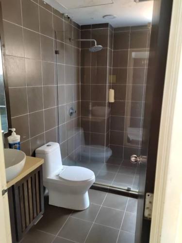 5pax Gold Coast Morib Resort - Banting Sepang KLIA Tanjung Sepat 5pax Gold Coast Morib Resort - Banting Sepang KLIA Tanjung Sepat