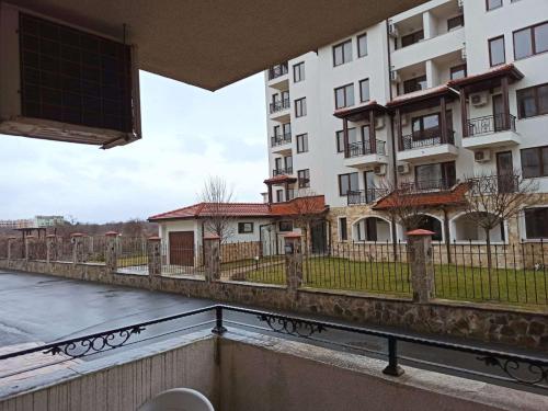 private apartments in Apolon