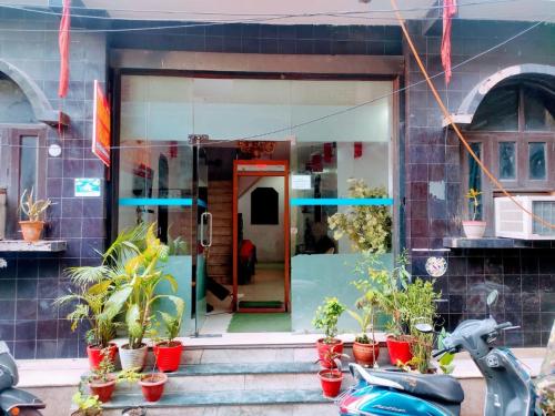 Hotel Darshan Palace by WB Inn