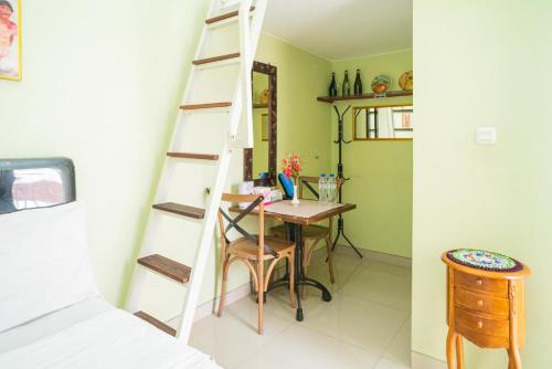 Facilities, RedDoorz Syariah near Suncity Mall Sidoarjo in Sidoarjo