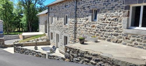 Chez Nave au pied du Meygal