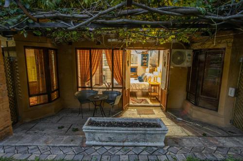 บริการและสิ่งอำนวยความสะดวก, The Tuscan Garden in ซิกแนลฮิลล์