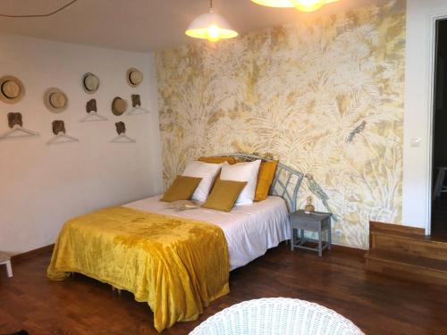 B&B Putot-en-Auge - Grande Chambre Familiale JAUNE Tout Bonnement Bien - Bed and Breakfast Putot-en-Auge