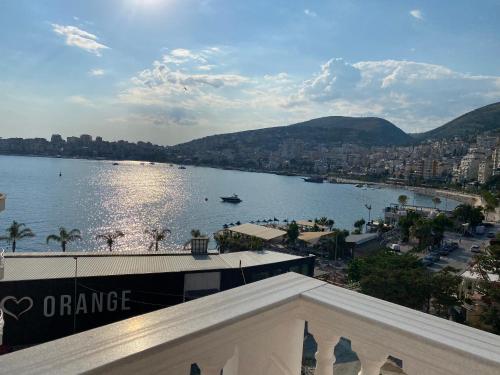 Hotel Fron – Saranda, OR