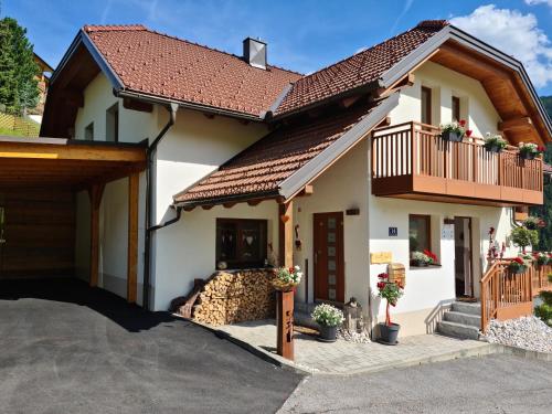 Entrance, Chalet Catina - Karnten Card im Sommer inklusive - in Bad Kleinkirchheim