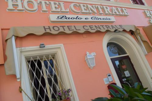 Entrance, Hotel Centrale di Paolo e Cinzia in Loreto