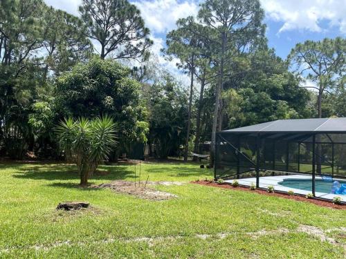 Jungle Oasis in the heart of the Treasure Coast