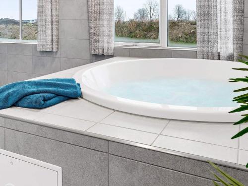 spa, person holiday home in Hasselberg in Olpenitz