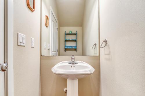 With Salt Please - Meredith Lodging - image 14