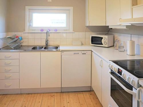 편의 시설/서비스, 5 person holiday home in SÖLVESBORG-By Traum (5 person holiday home in SOLVESBORG-By Traum) in 에발뤼케