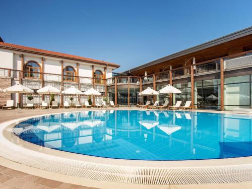 Kamengrad Hotel & SPA - image 3