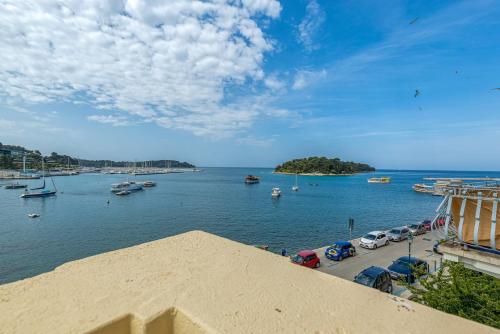 Apartment Viking Rovinj with Sea View - image 12