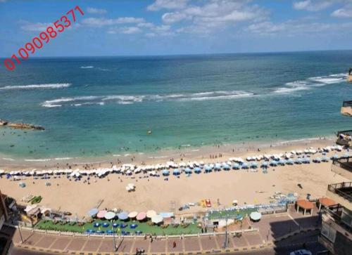 Panoramic Sea View ZAMZM Flat miami FAMILY ONLY شقة فندقية زمزم بانورما بشاطئ ميامي - الاسكندرية صف اول مباشر علي بحر - عائلات فقط 1