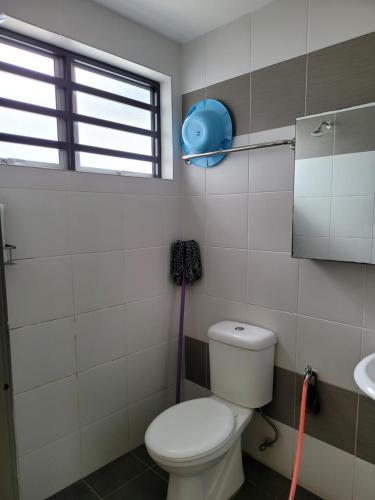 Bathroom, Acasa HS in Lahat