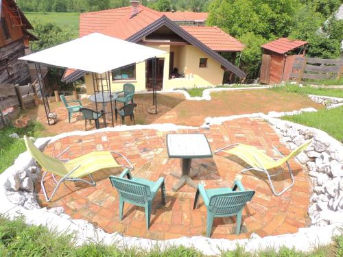  Apartment Studio Mrežnički Brig, Pension in Duga Resa bei Vukova Gorica