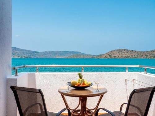 Elounda Alikes Suites & Studios