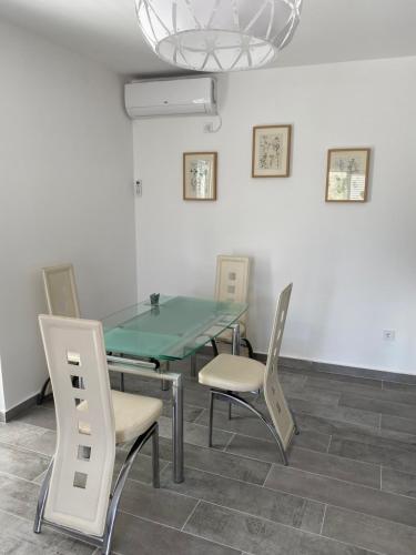 Fasilitas, Villa Lime in Petrovac
