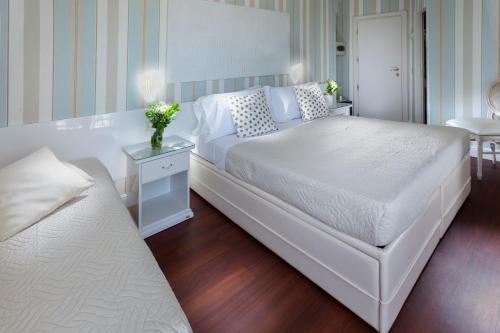 Hotel Admiral - main image