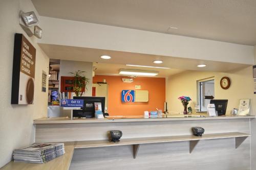 Előcsarnok, Motel 6 Coeur D'Alene, ID in Coeur D'alene (ID)