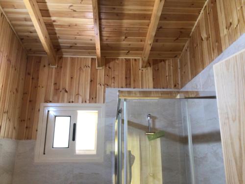 浴室, Pervolaris Cottages 2 in 古迪