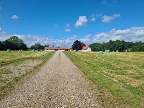  Lovely room, easy access to E45 highway in Rask Mølle