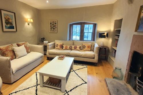 Candle House, Winster, in the Peak District photo 3