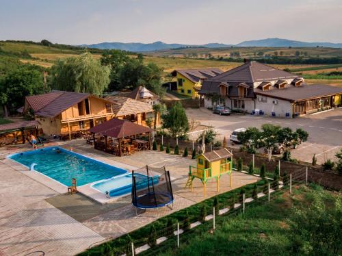 . Complex Stefanesti