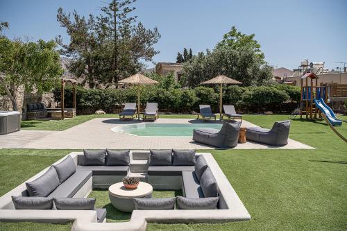 SivasZen Luxury Villa, with Heated Pool & Jacuzzi, By ThinkVilla