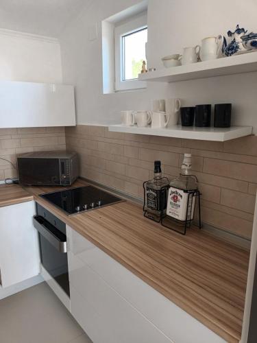 Lustica-Apartment Dora2 in Mirista