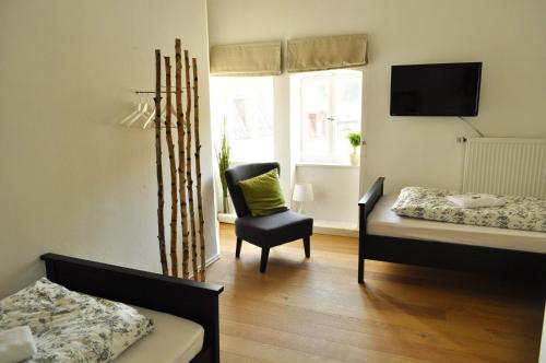 Art Hotel & Hostel - image 10