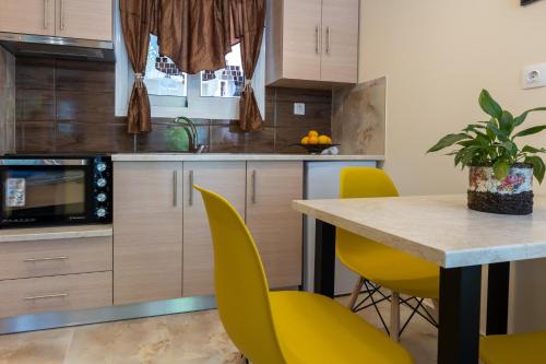 Bougainvillea house with private garden in Pharae