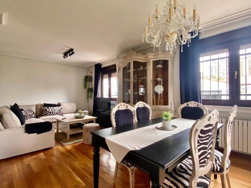 Housing León Casa con Jardín gîte à louer MUSAC