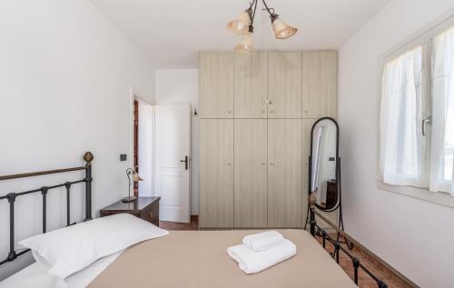 Akitos Maisonette – Adamantas