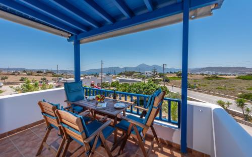 Akitos Maisonette – Adamantas