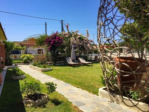 Nikodimos Garden Studios - image 4