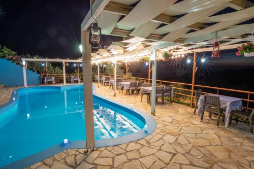 Hotel Panorama - image 3