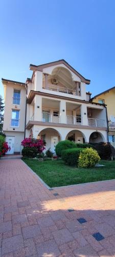 Villa Emina - Accommodation - Sarajevo