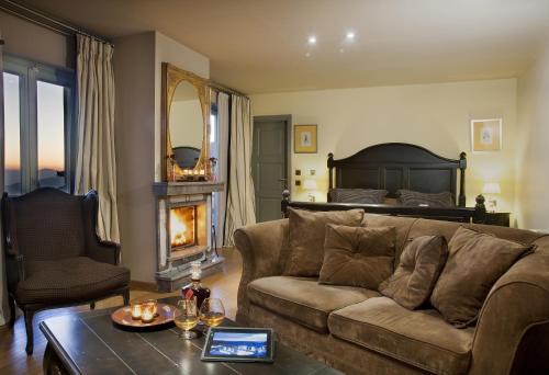 Superior Suite with Fireplace