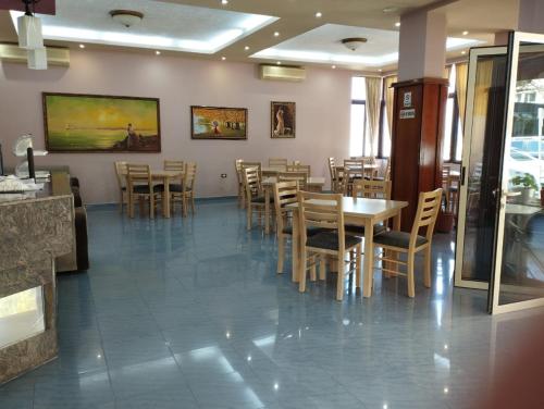 Hotel Gega - image 10