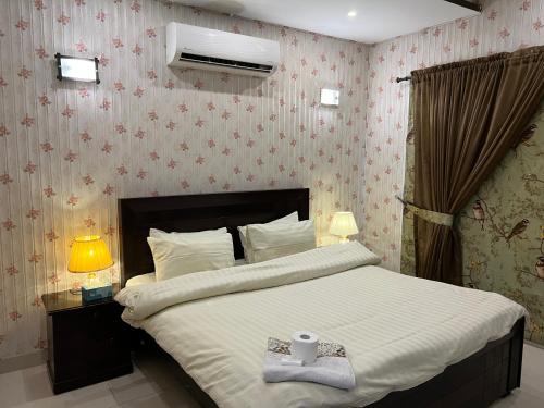 Royal Three Bed Room Villa Dha Phase 6 Lahore Lahore