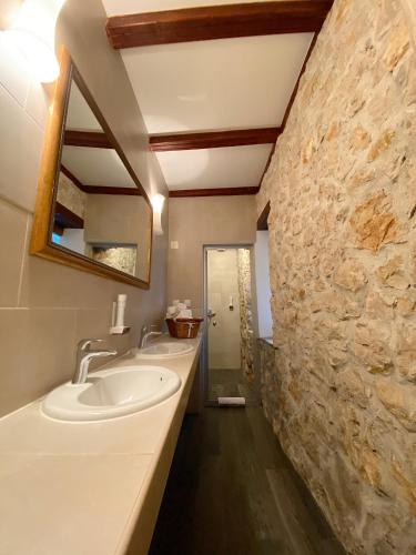 368665685 Hotel-Restaurant Kriva Ćuprija