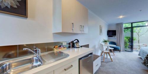 Dapur, Alpine Lake Motor Lodge in Taupo