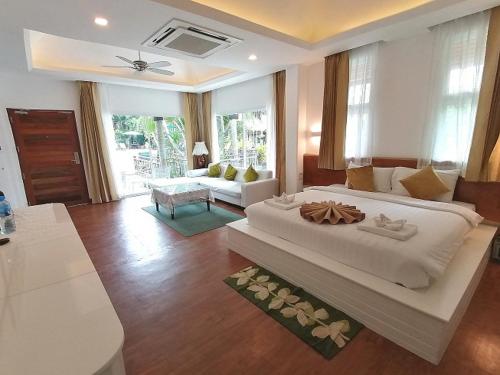 Suite Room image 8