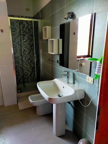 Double or Twin Room with Private External Bathroom