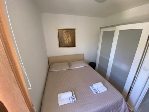 Apartment Ornela